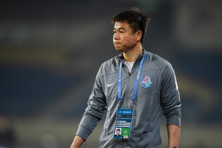 津媒：于根伟与李霄鹏30载“兄弟局”，让津门虎vs海牛更具看点